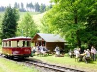 beim Mittagessen am Haltepunkt Tiefenbachmühle (1)