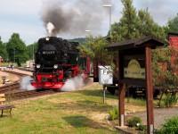 Ausfahrt des Sonderzuges aus dem Bahnhof Gernrode Richtung Quedlinburg